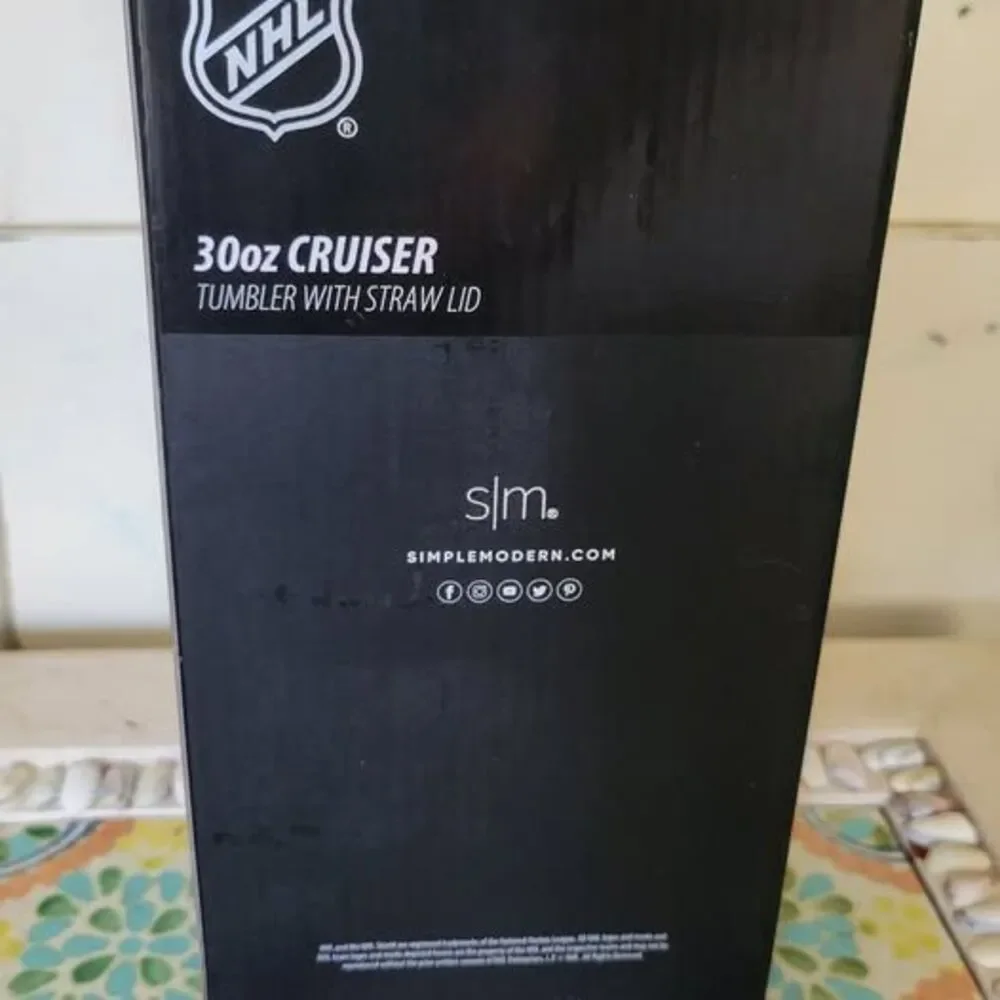 Officially Licensed Montreal Canadiens NHL Drink Tumbler - NIB - XPosted